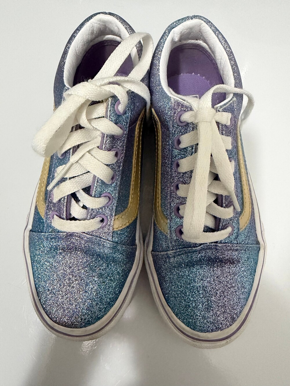 Glittery Sneakers with White Laces and Gold Stripe Detail